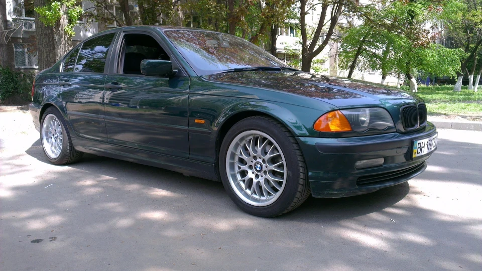 BMW 3 series Fantome 4