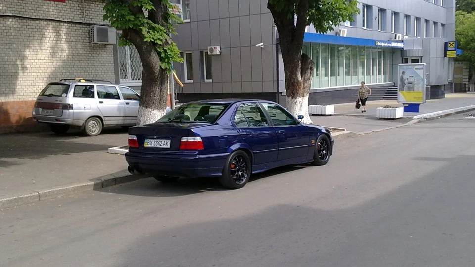 BMW 3 series Ідеальна куля