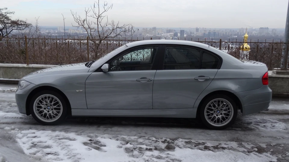 BMW 3 series INDIVidUALьна бричка
