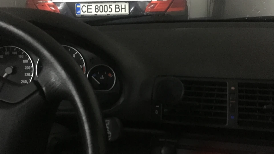 BMW 3 series Ластівка