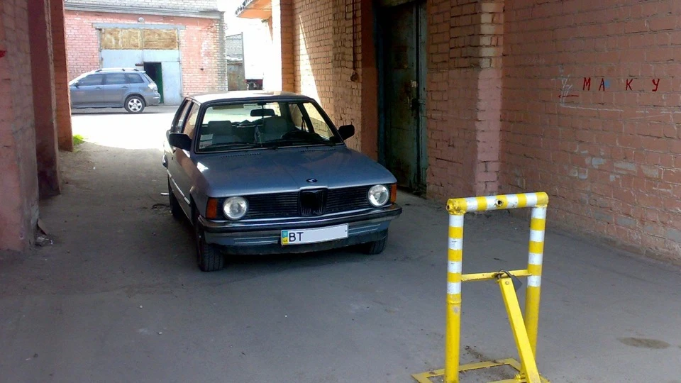 BMW 3 series Low car BBS RC090 17" 3