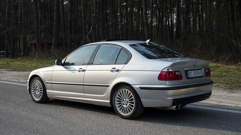 BMW 3 series M Sports Package DAILY 4