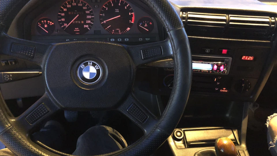 BMW 3 series М40 B18 4