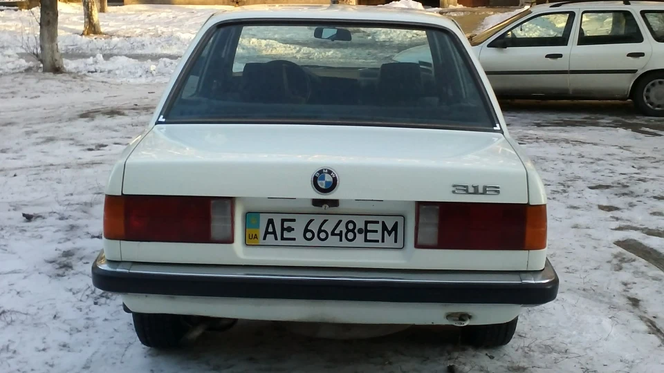 BMW 3 series M50B25 4