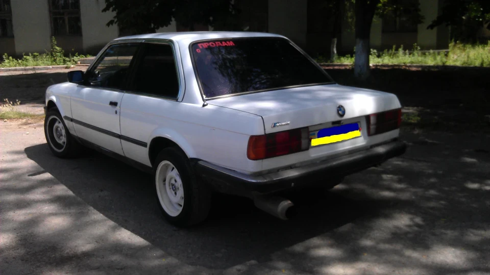 BMW 3 series малюк 2
