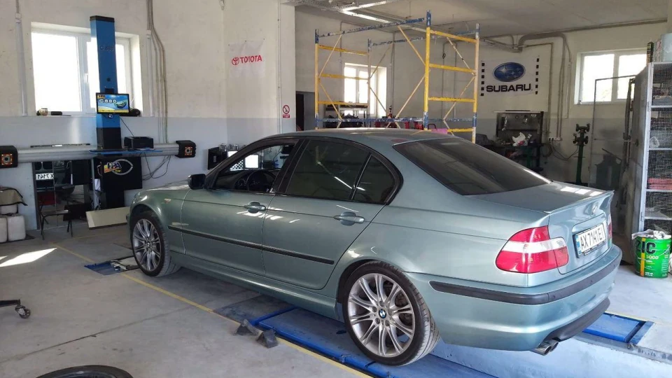BMW 3 series Мотор тепер уже M54B25 4