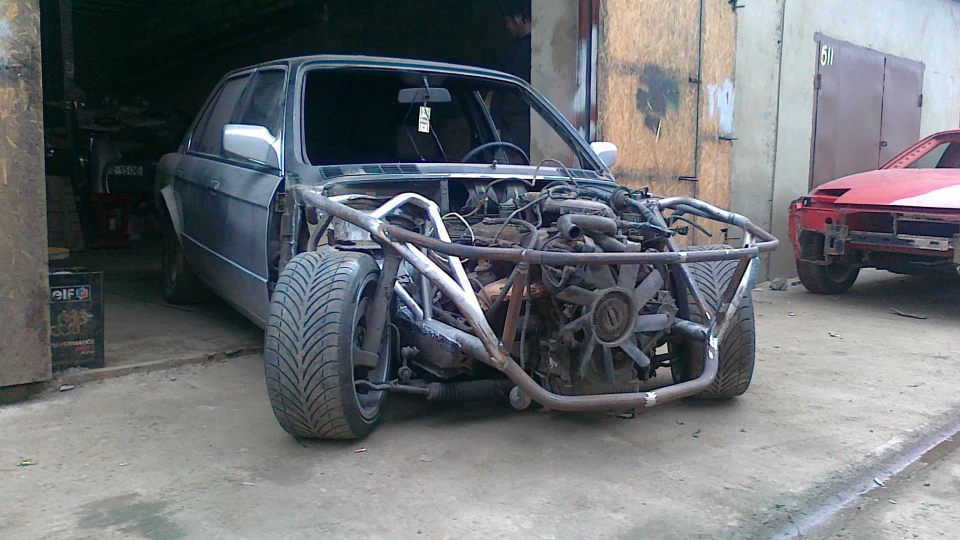 BMW 3 series Жебрак довгобуд 2
