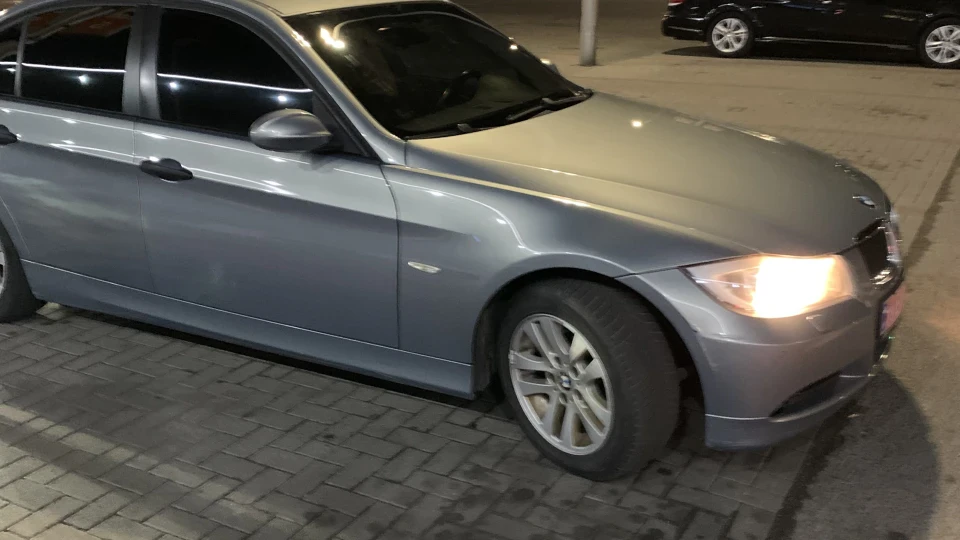 BMW 3 series Оливковий металік