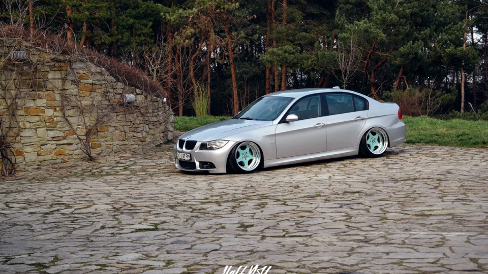 BMW 3 series on DropMode 4