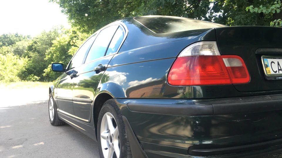 BMW 3 series Oxfordgrun M54 4
