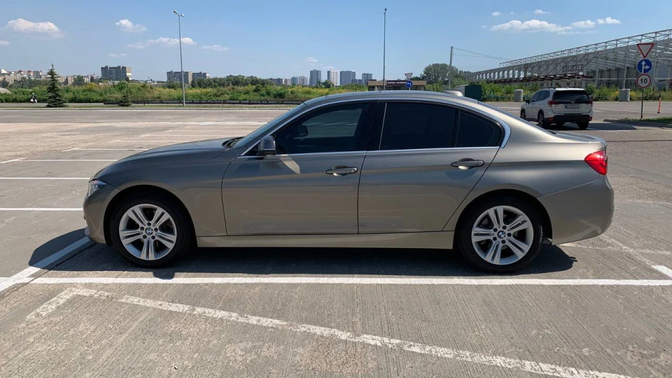 BMW 3 series PlatinumSilver