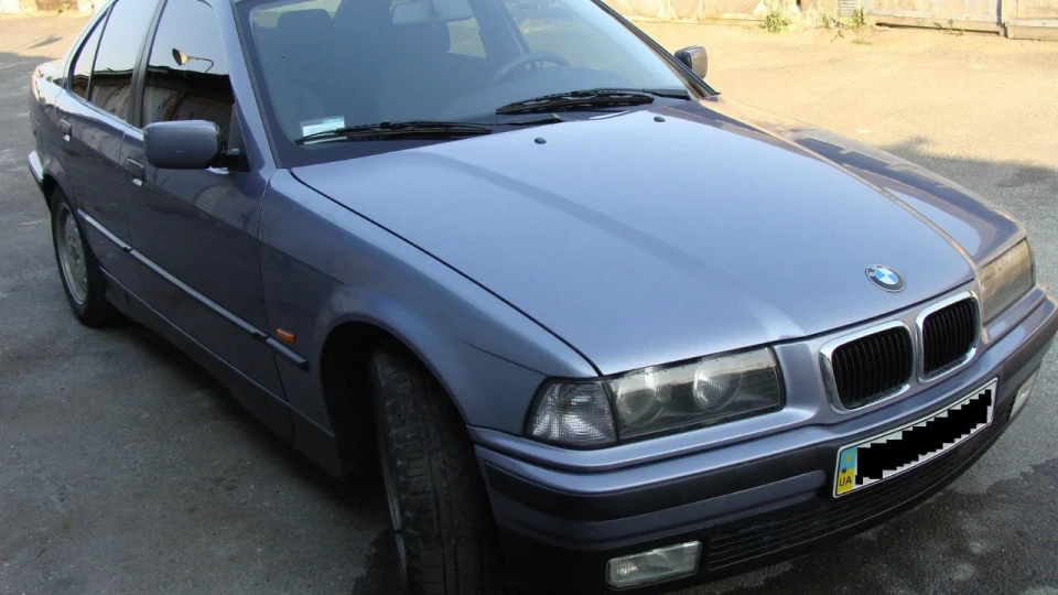 BMW 3 series майже з салону 3