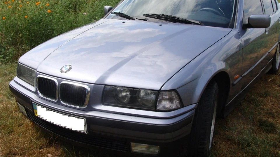 BMW 3 series майже з салону 4
