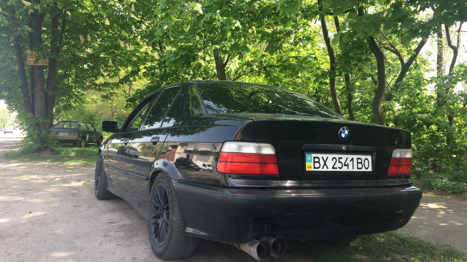 BMW 3 series гармата 4