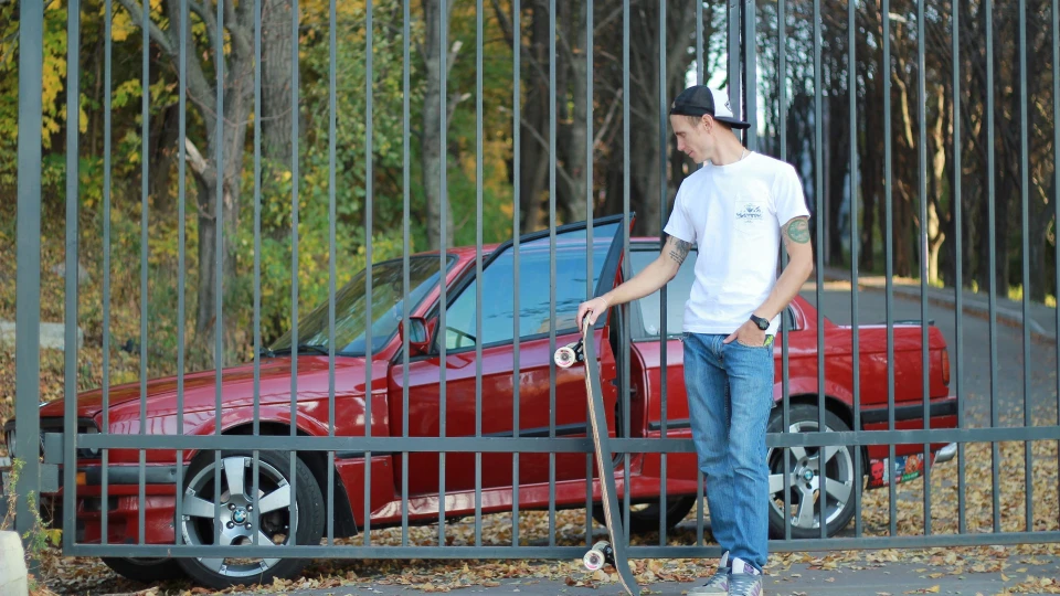 BMW 3 series Red coupe