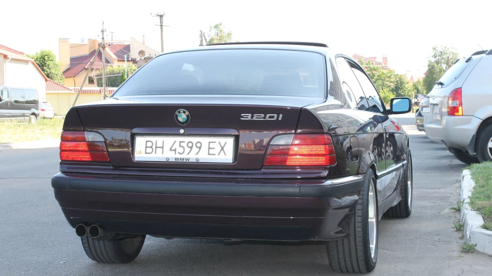 BMW 3 series remember of skyline 4