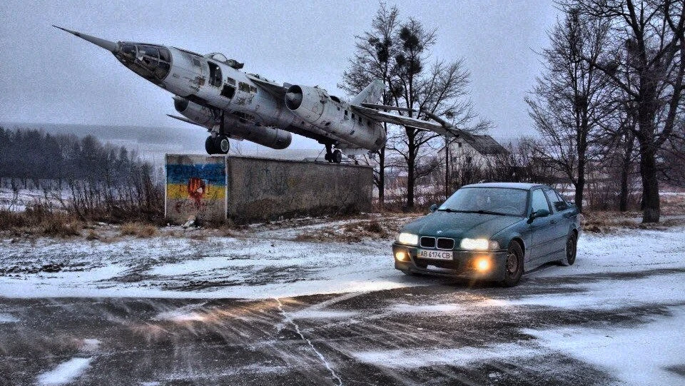 BMW 3 series шість у ряд, турбо