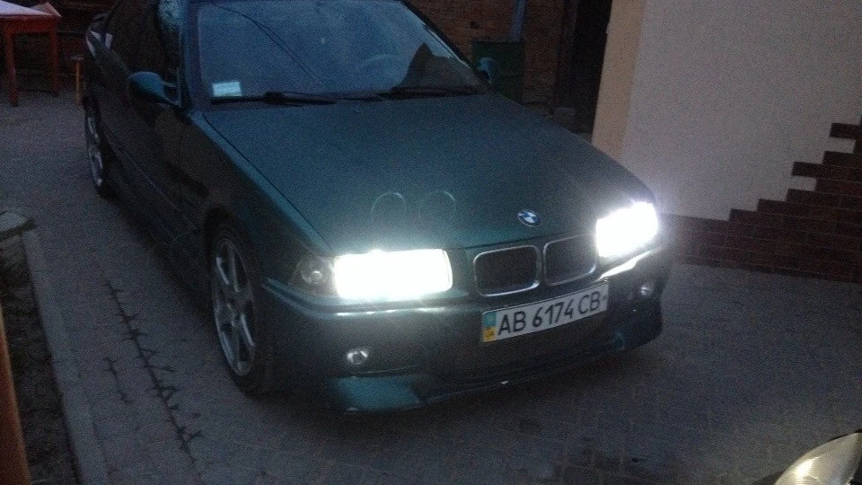 BMW 3 series шість у ряд, турбо 2