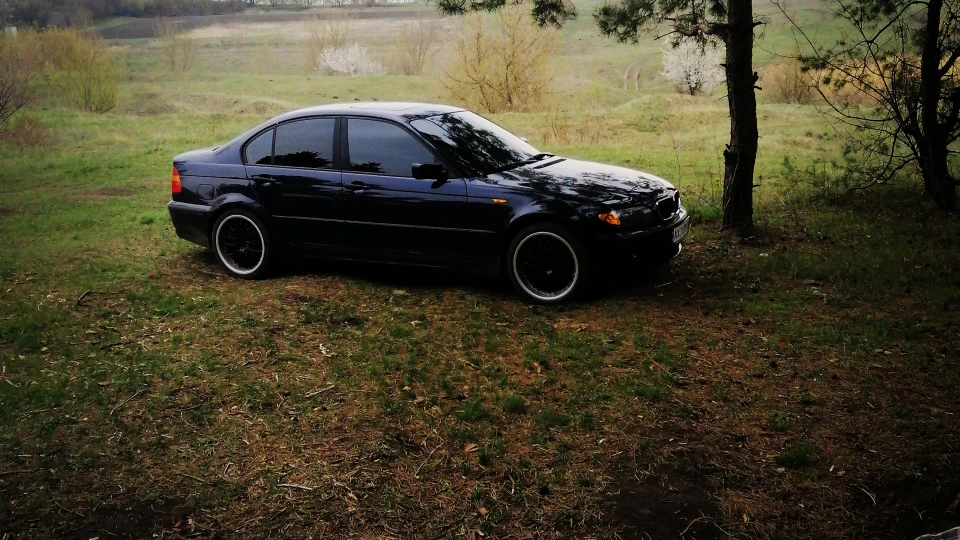 BMW 3 series Синій металік, 1.8бенз