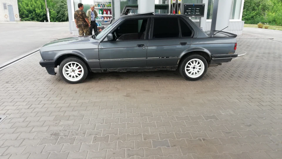 BMW 3 series Вовк в овечій шкурі. 2