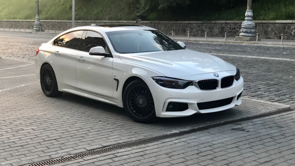 BMW 4 Series Gran Coupe Clean & Classy 3