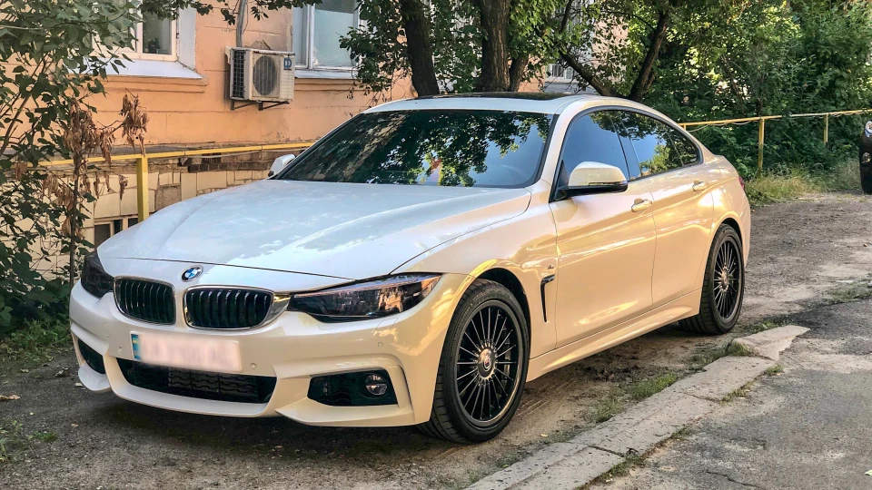 BMW 4 Series Gran Coupe Clean & Classy 5