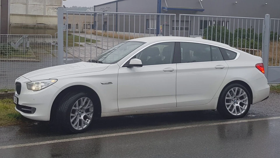 BMW 5 series Gran Turismo 2