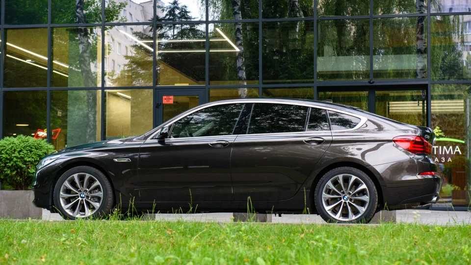 BMW 5 series Gran Turismo Jatoba Metallic 5