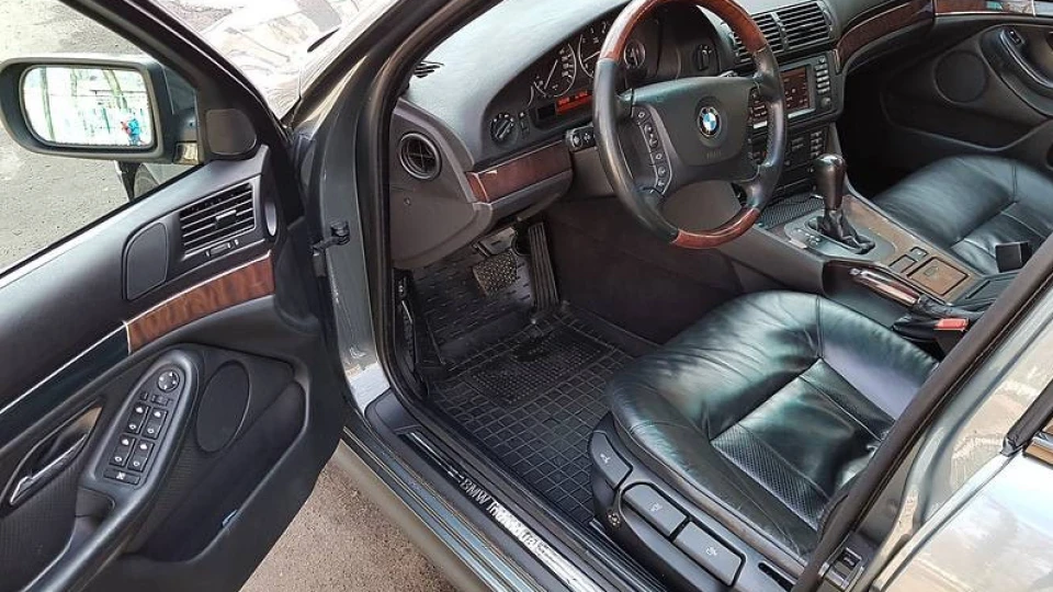 BMW 5 series Touring 2