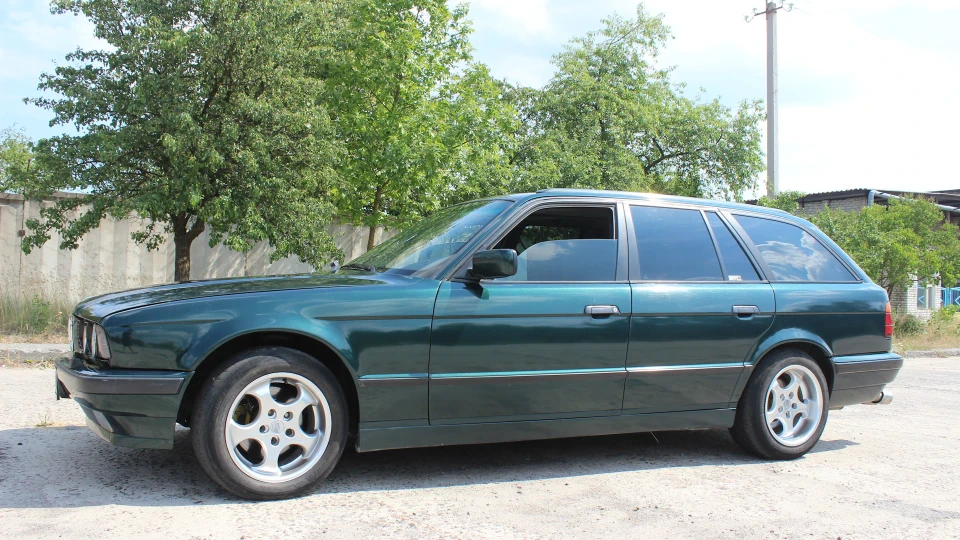 BMW 5 series Touring 2