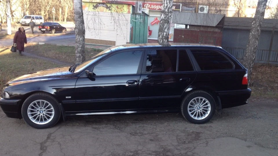 BMW 5 series Touring 2