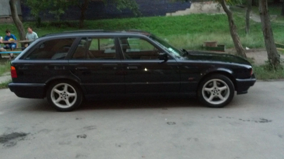BMW 5 series Touring 2