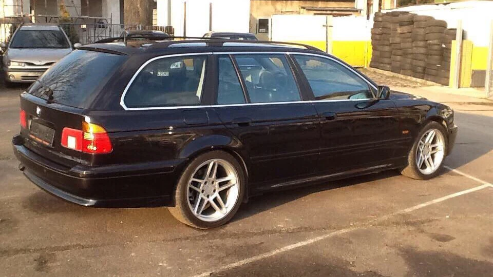 BMW 5 series Touring 2