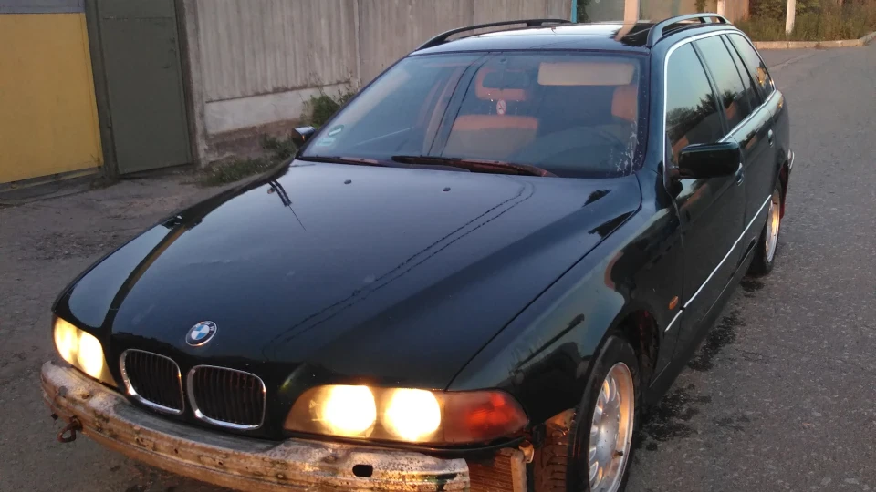 BMW 5 series Touring 2.5 TDS Турбосарай