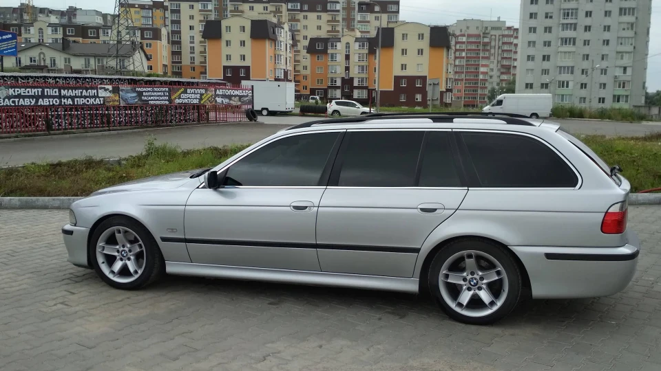 BMW 5 series Touring 530d Motorsport 2