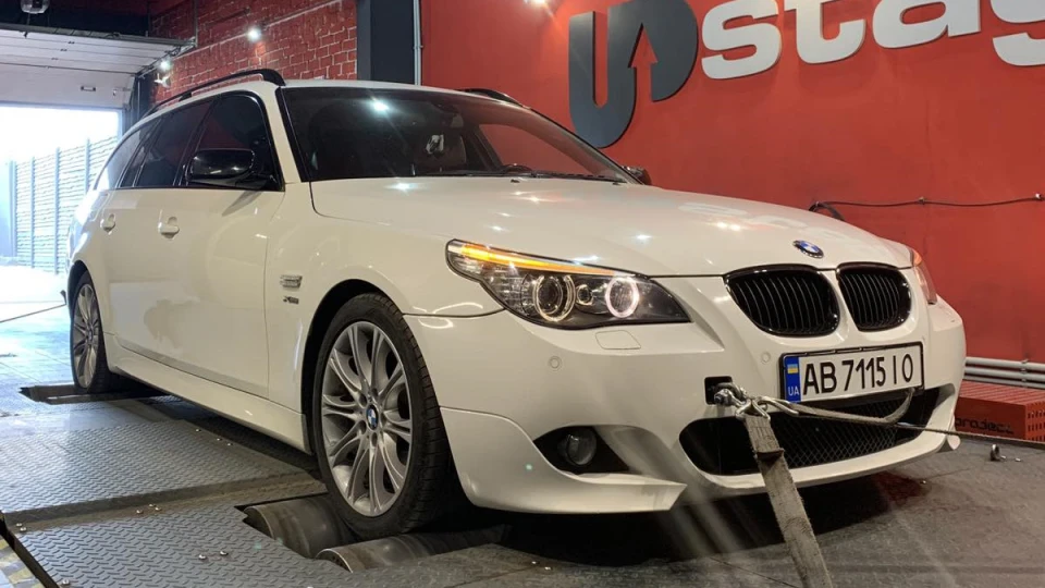 BMW 5 series Touring 530XD White Label 3