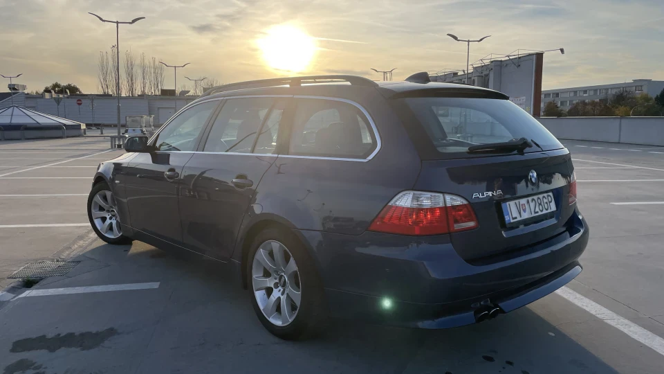 BMW 5 series Touring Alpina 4