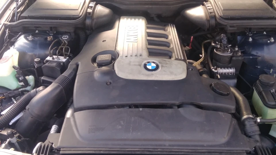 BMW 5 series Touring Баварець у бою 4