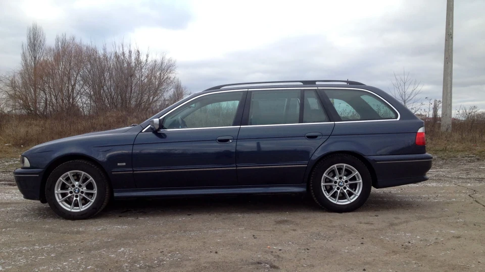 BMW 5 series Touring ЧіП 240 коней 3