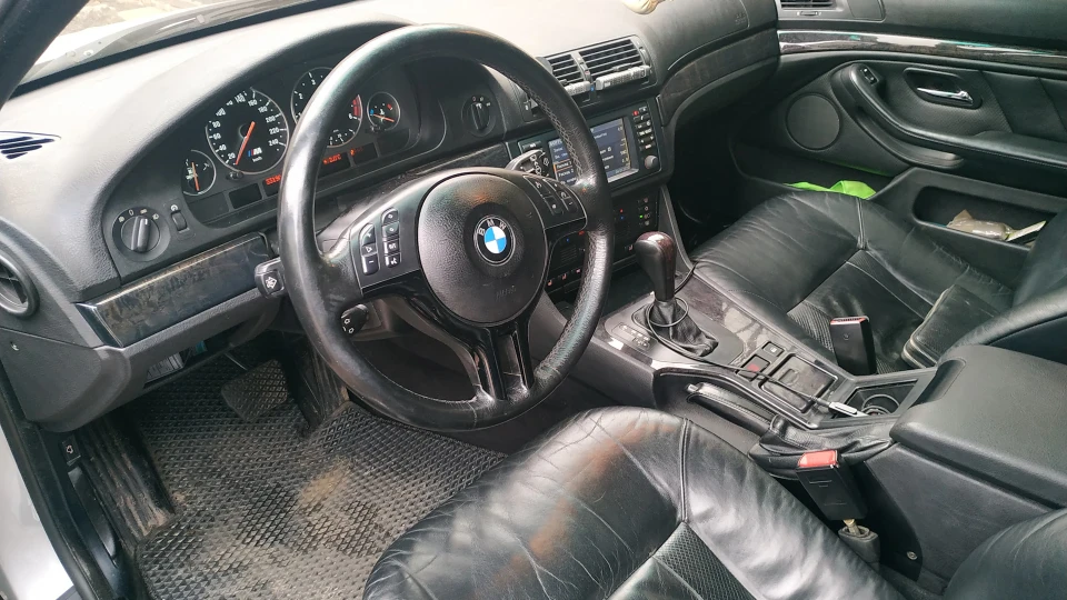 BMW 5 series Touring Дизельний сарай 3