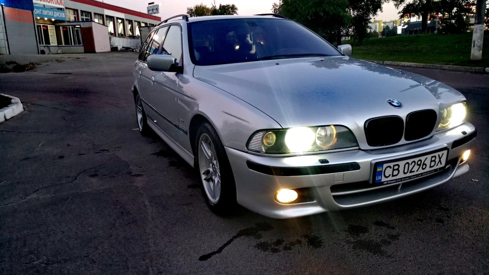 BMW 5 series Touring Дизельний сарайчик