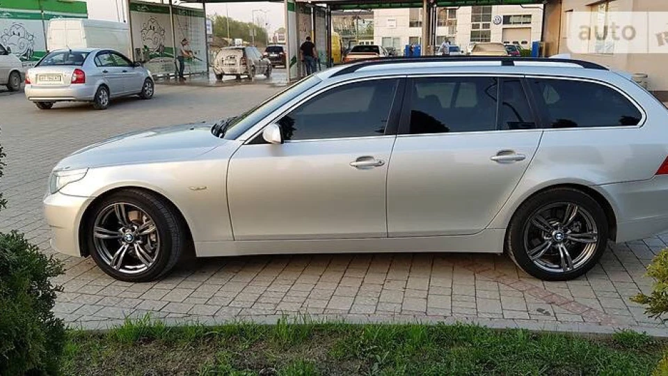 BMW 5 series Touring Lada 530 xd 2