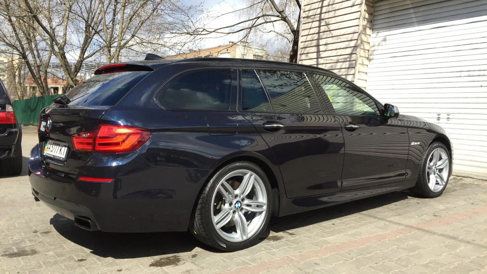 BMW 5 series Touring ///М550d Шалений сарай)