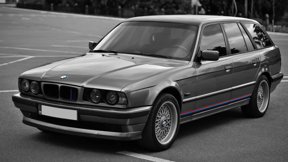 BMW 5 series Touring on BBS 4