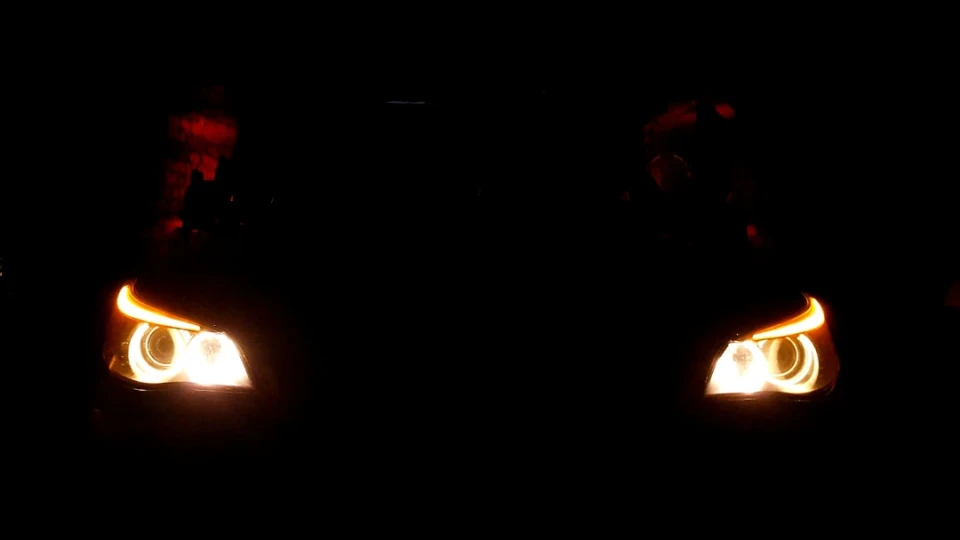BMW 5 series Touring Сарай 3