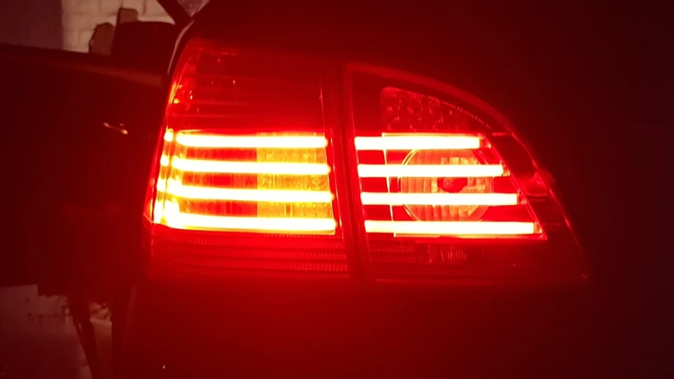 BMW 5 series Touring Сарай 4