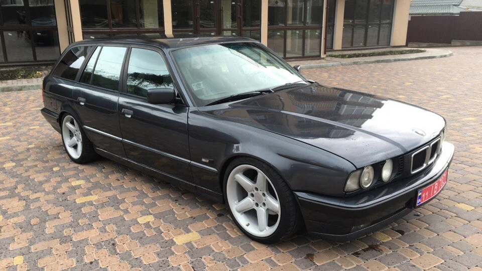 BMW 5 series Touring #сімейний