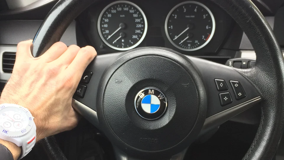 BMW 5 series Touring Сіра конячка 5