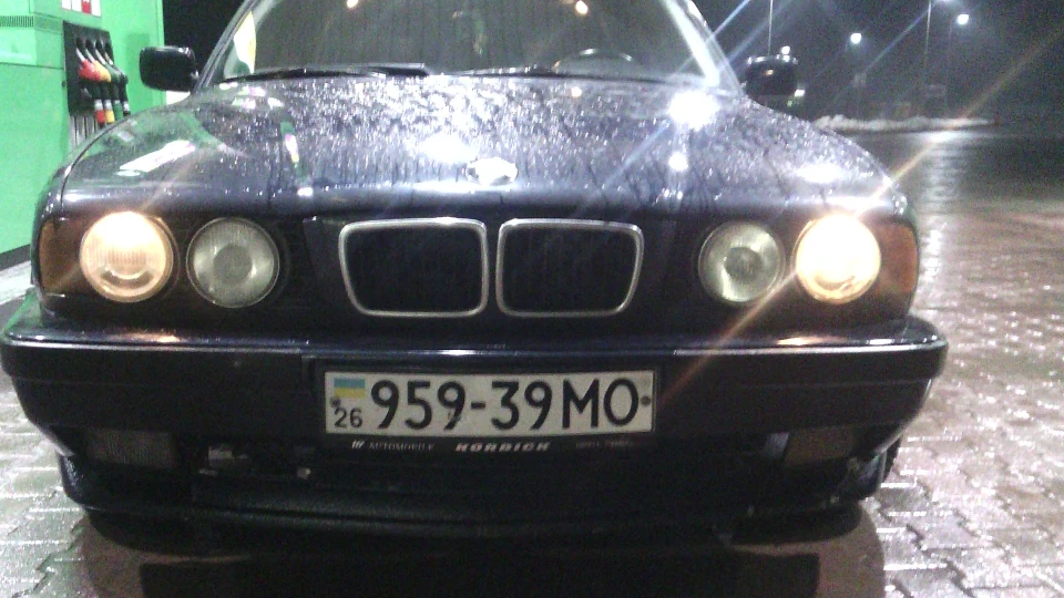 BMW 5 series Touring siniy xameleon VANOS