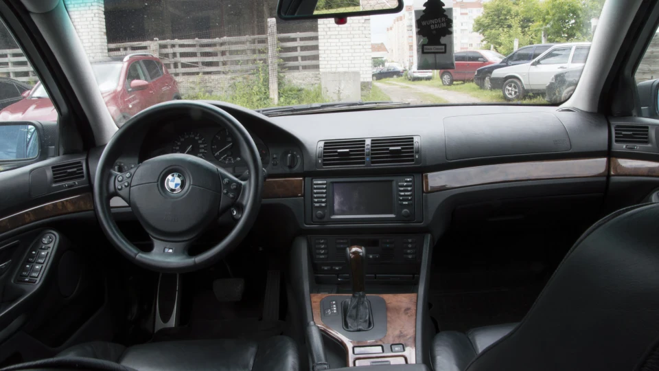 BMW 5 series Touring UndestructablE 3